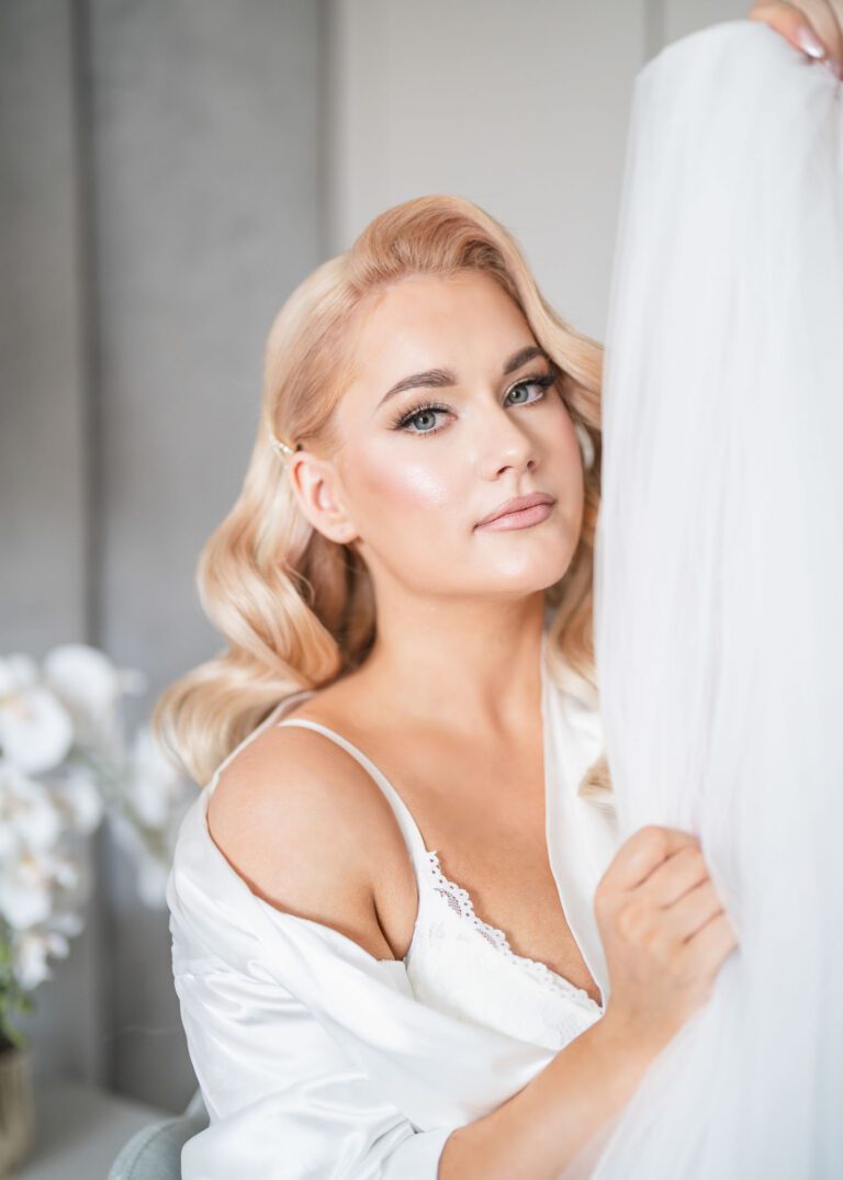 Portrety Panny Młodej – naturalne piękno i subtelna elegancja w luksusowej fotografii ślubnej