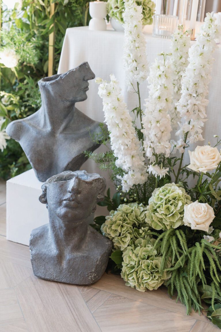 Dekoracja sali weselnej w stylu classy w Pałacu Suchary