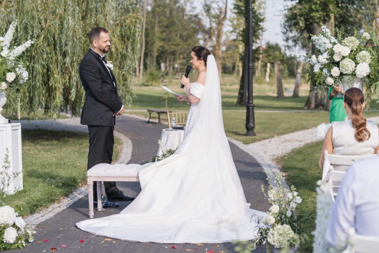 przysięga pary młodej podczas ślubu