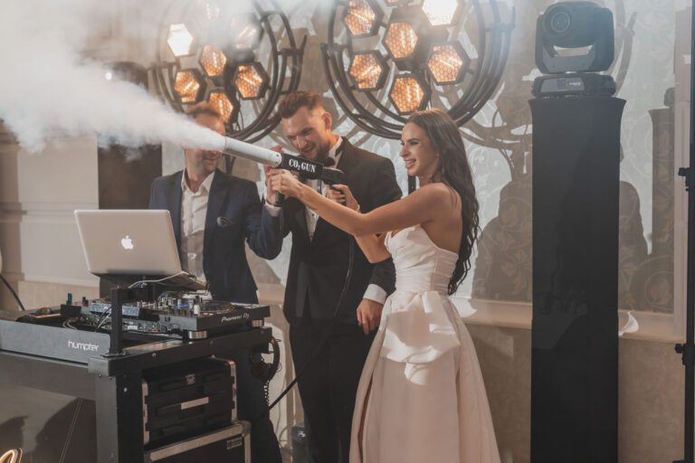 energetyczna zabawa na sali hotelu windsor