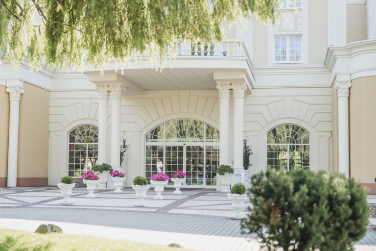 hotel windsor jachranka – elegancka lokalizacja ślubu